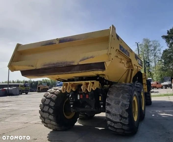 Komatsu HM300-5 - 3