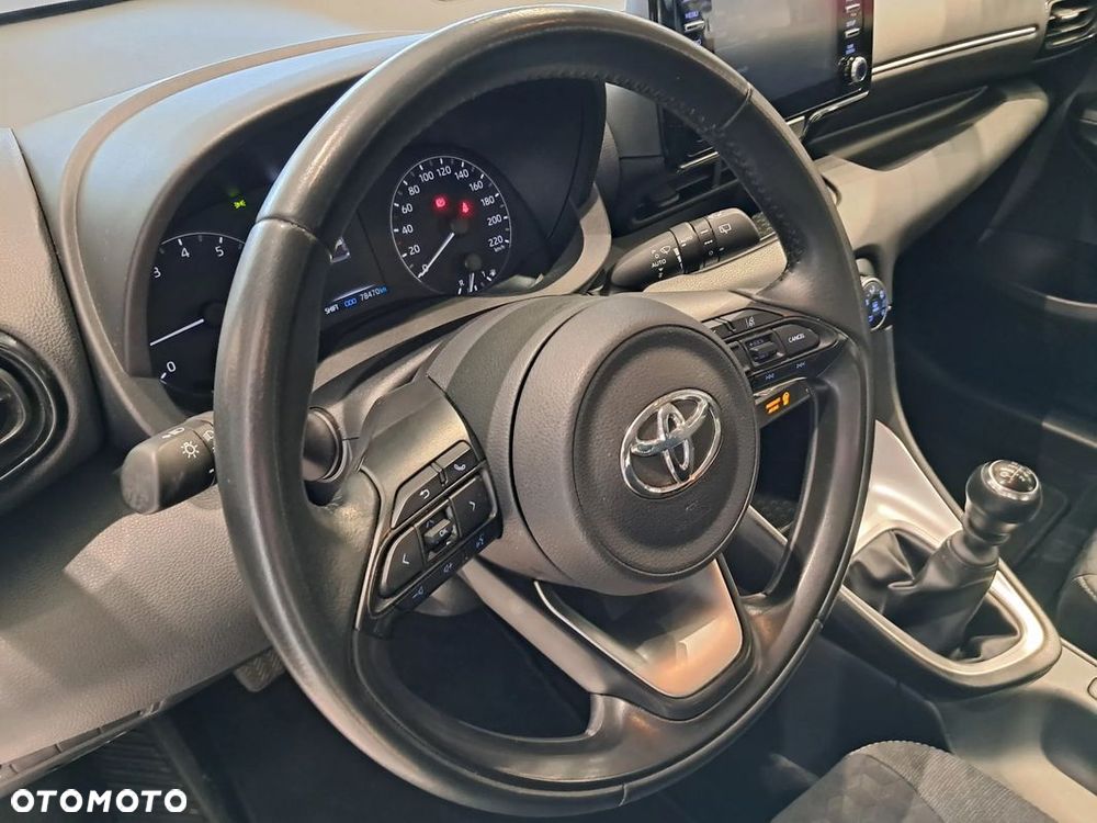 Toyota Yaris 1.5 Selection Style - 9