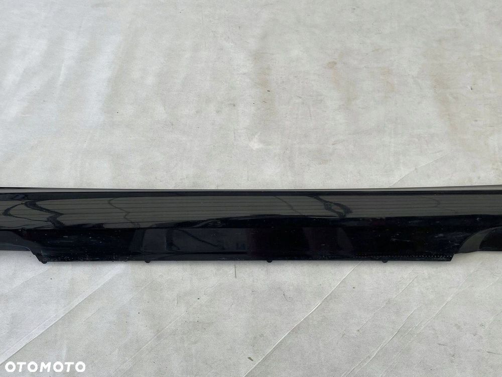 PRÓG PRAWY NAKŁADKA LISTWA PROGOWA Volvo XC60 II - 1