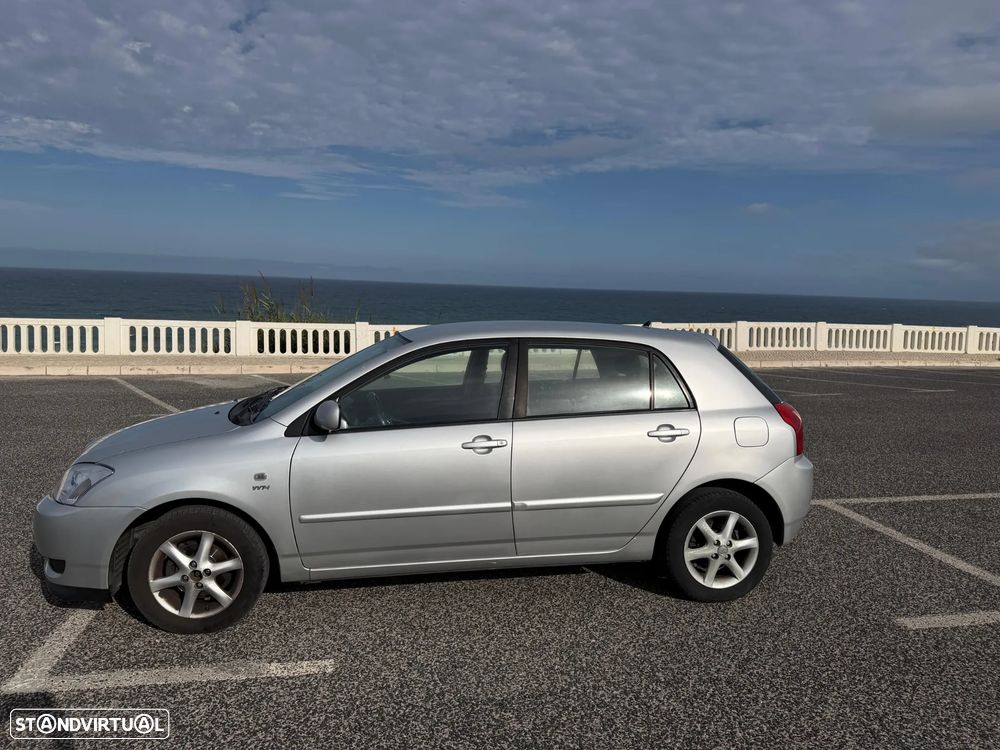 Toyota Corolla 1.4 SE - 5