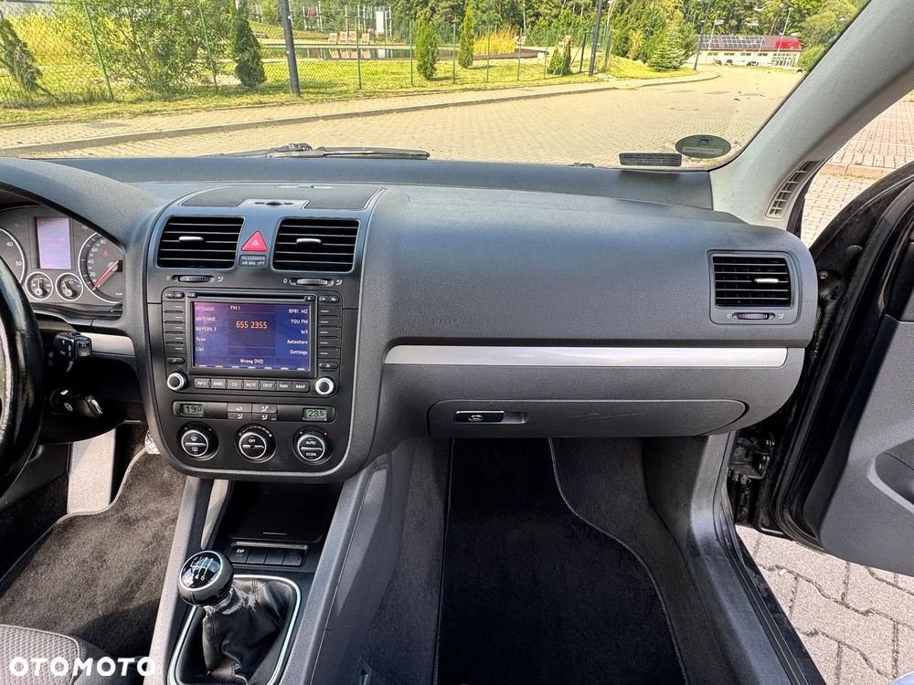 Volkswagen Golf 2.0 TDI Sportline - 23