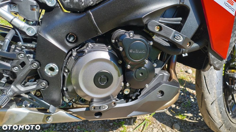 Suzuki GSX 1000 - 7