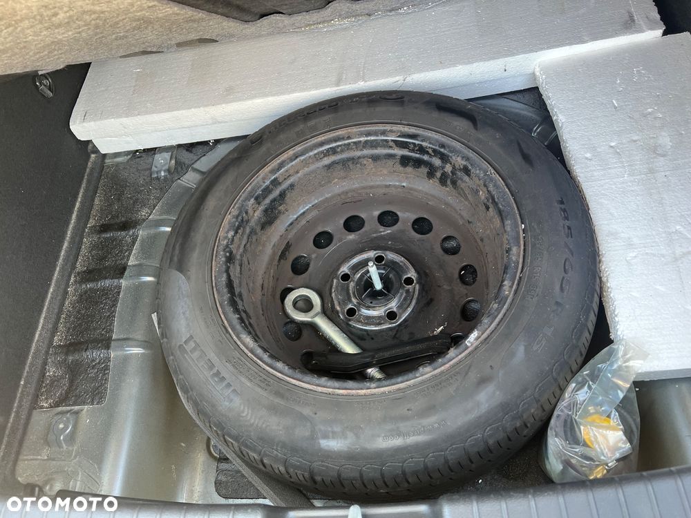 Chevrolet Cruze 1.6 LS - 22