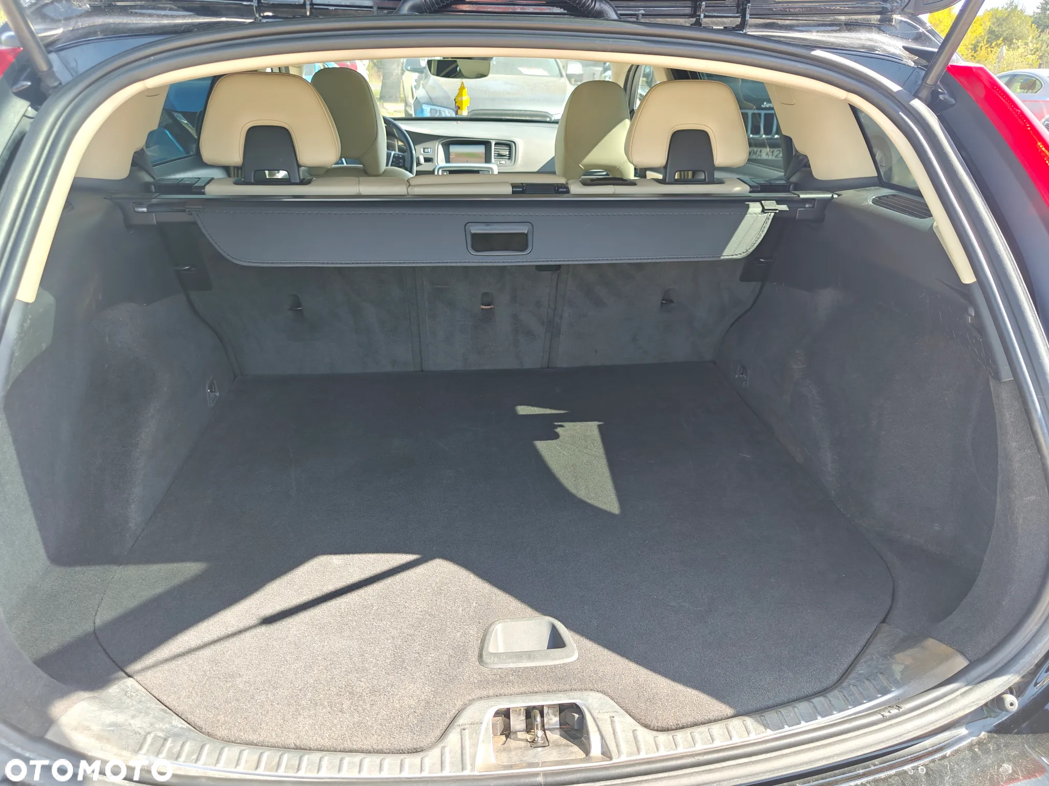 Volvo V60 Cross Country T5 AWD Summum - 29