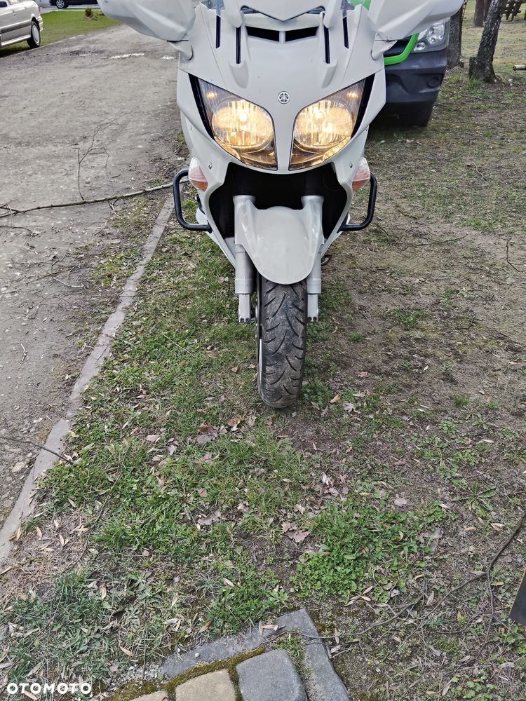 Yamaha FJR - 7
