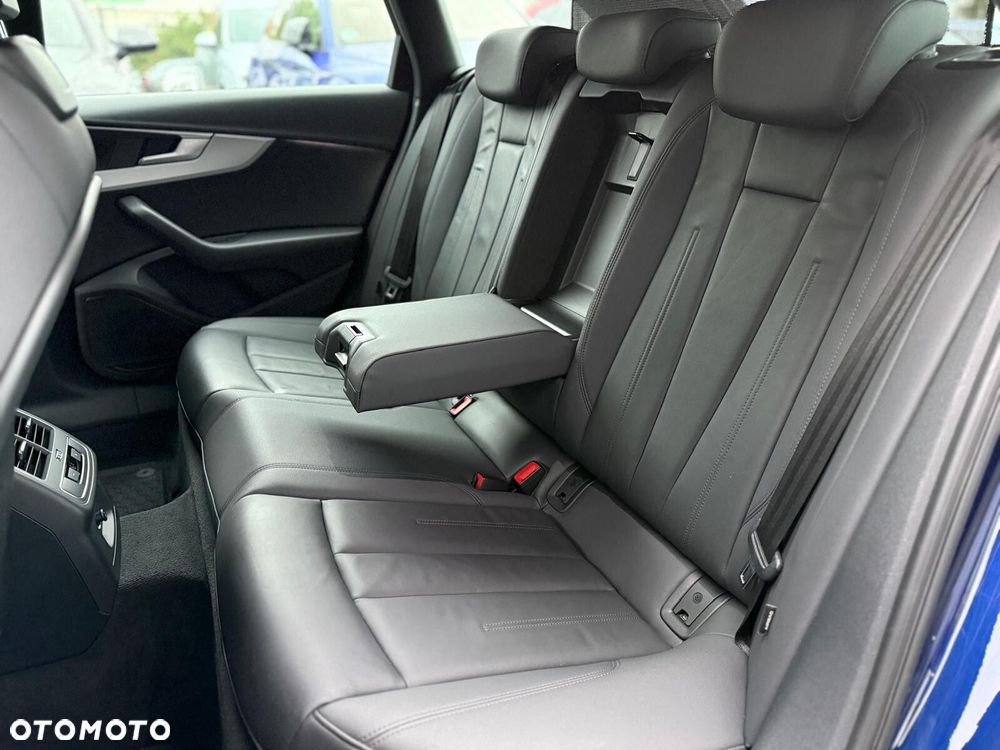 Audi A4 - 16