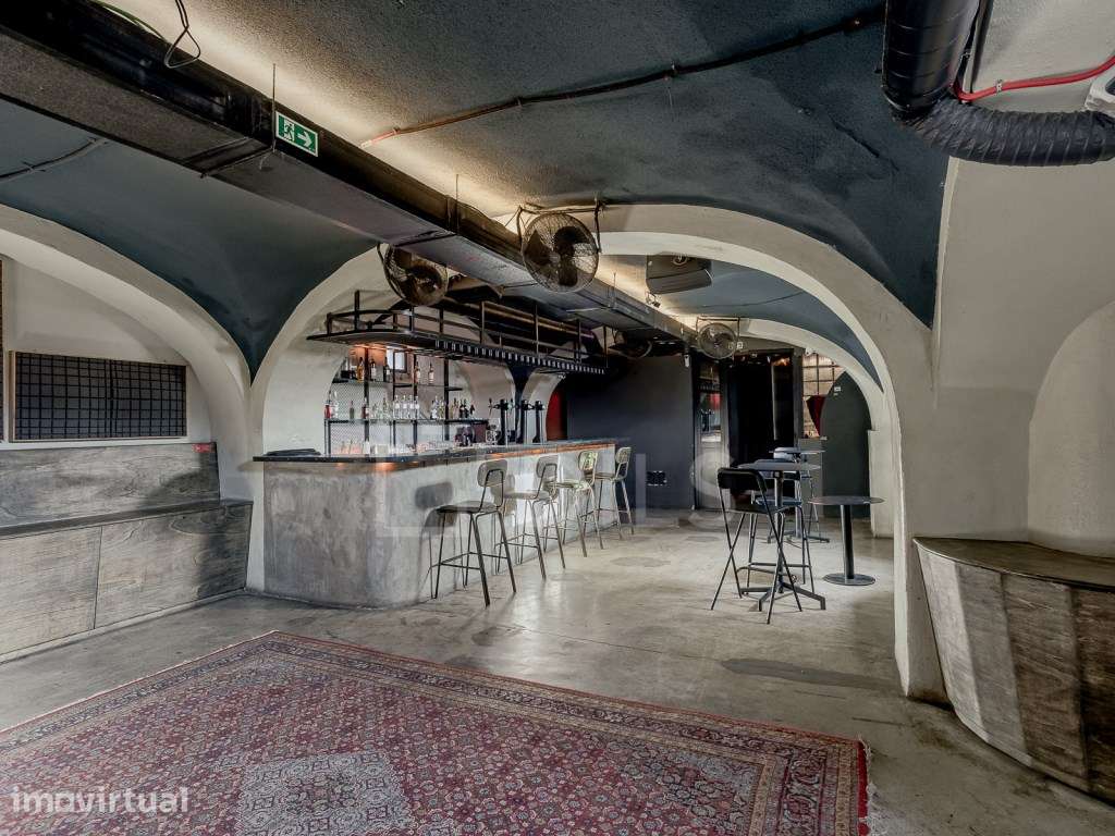 Espaço comercial para trespasse com equipamento e recheio, Misericó... - Grande imagem: 2/16
