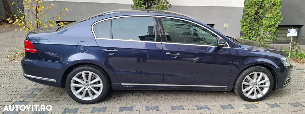 Volkswagen Passat - 4