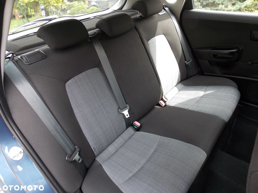 Kia Ceed 1.4 CVVT ISG Spirit - 17