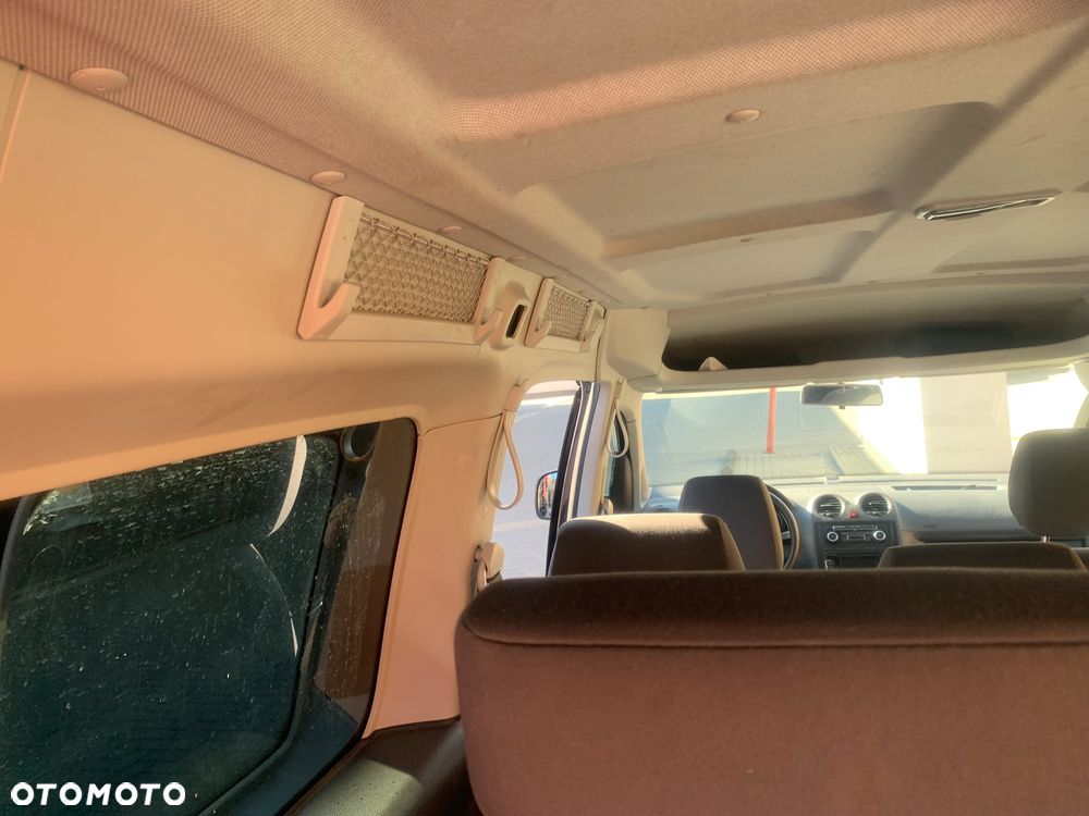 Volkswagen Caddy - 24