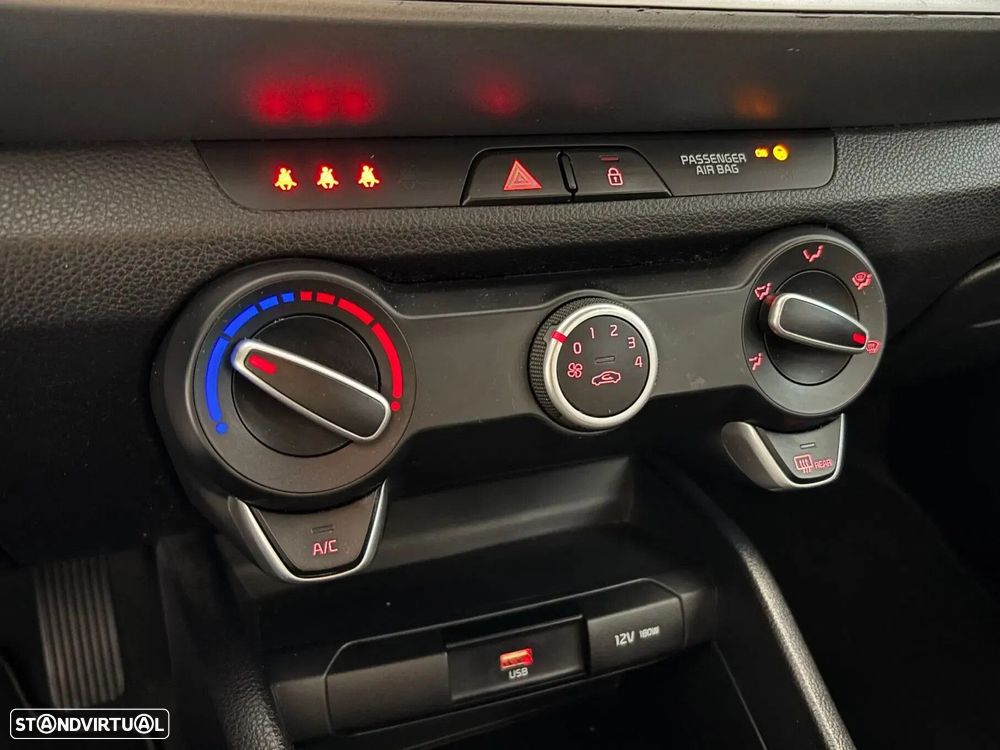 Kia Stonic - 13
