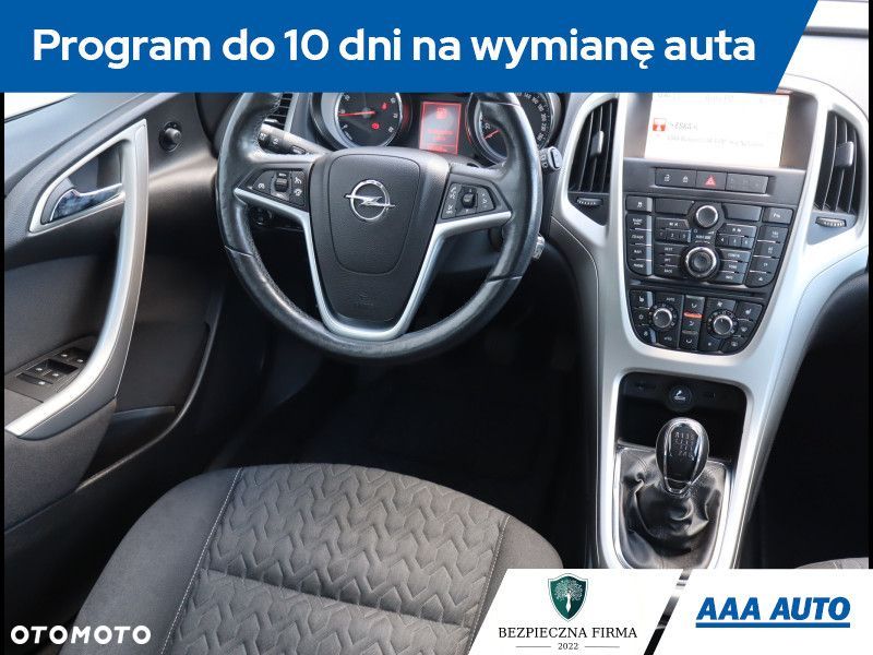 Opel Astra - 8