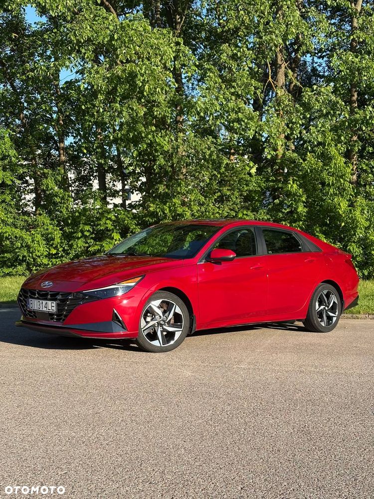 Hyundai Elantra - 4
