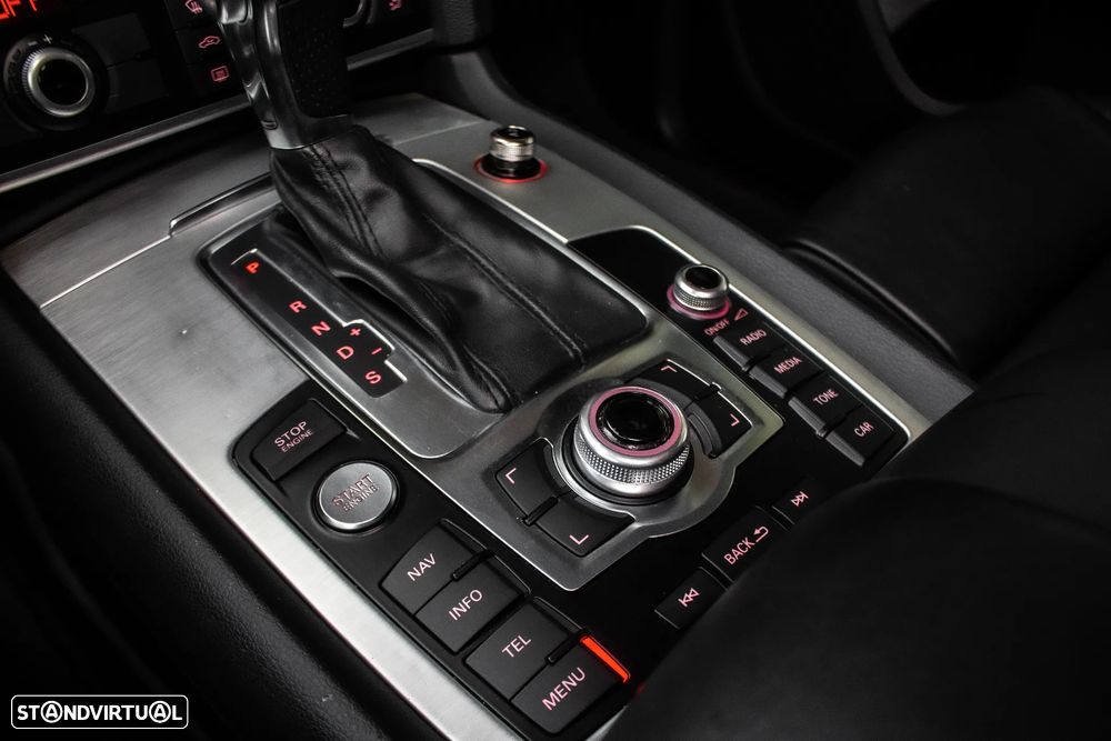Audi Q7 3.0 V6 TDi quattro Tiptronic - 18