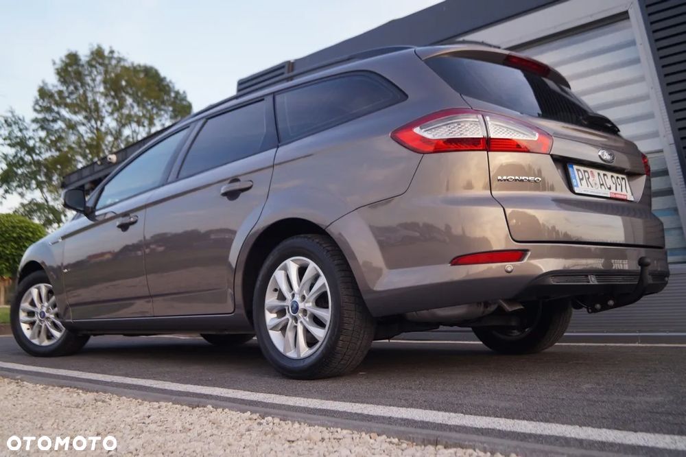 Ford Mondeo 1.6 TDCi Champions Edition - 40
