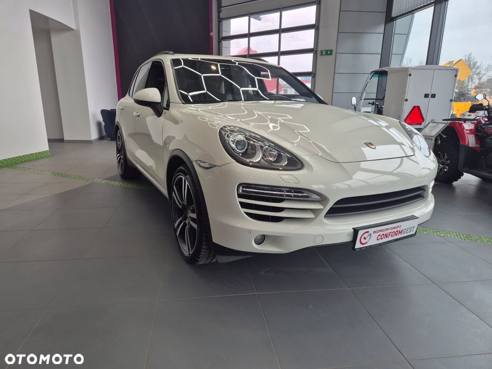 Porsche Cayenne - 5