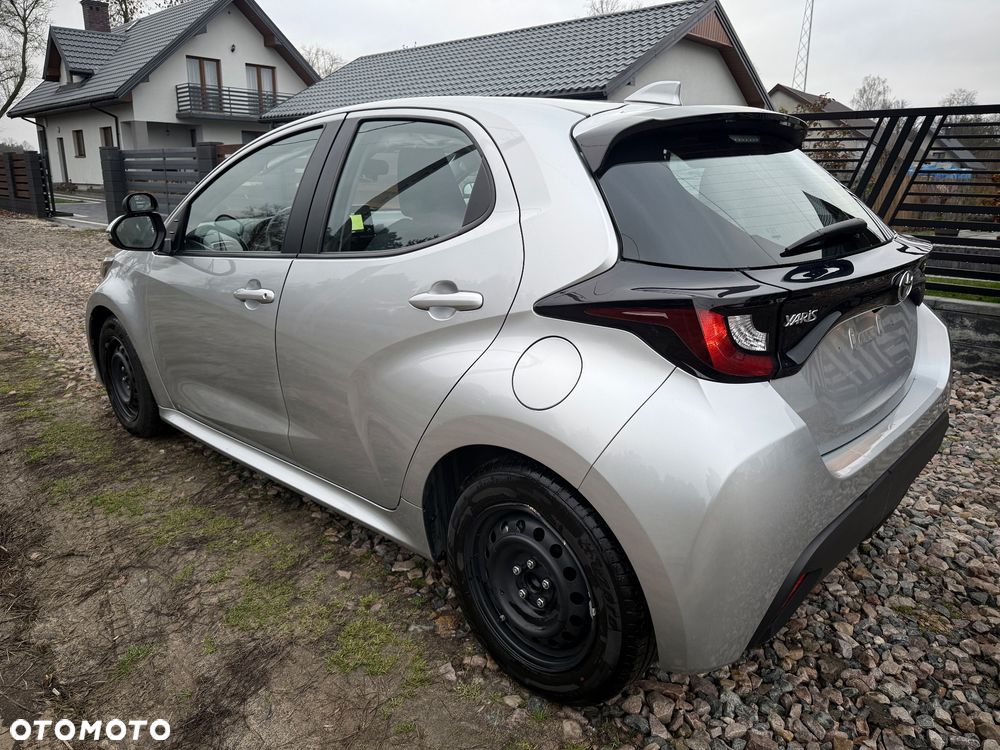 Toyota Yaris 1.5 VVT-i Style - 4