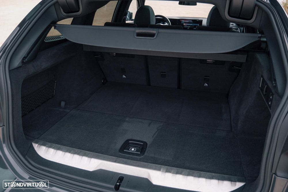 BMW 330 e Touring Pack M Auto - 20