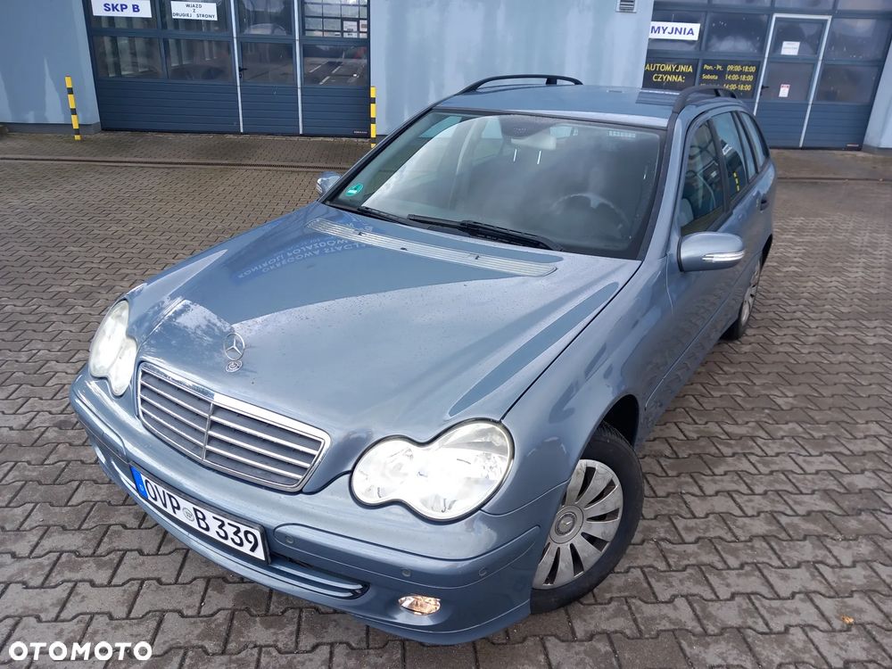 Mercedes-Benz Klasa C 180 Kompressor Automatik Classic Sport Edition - 1