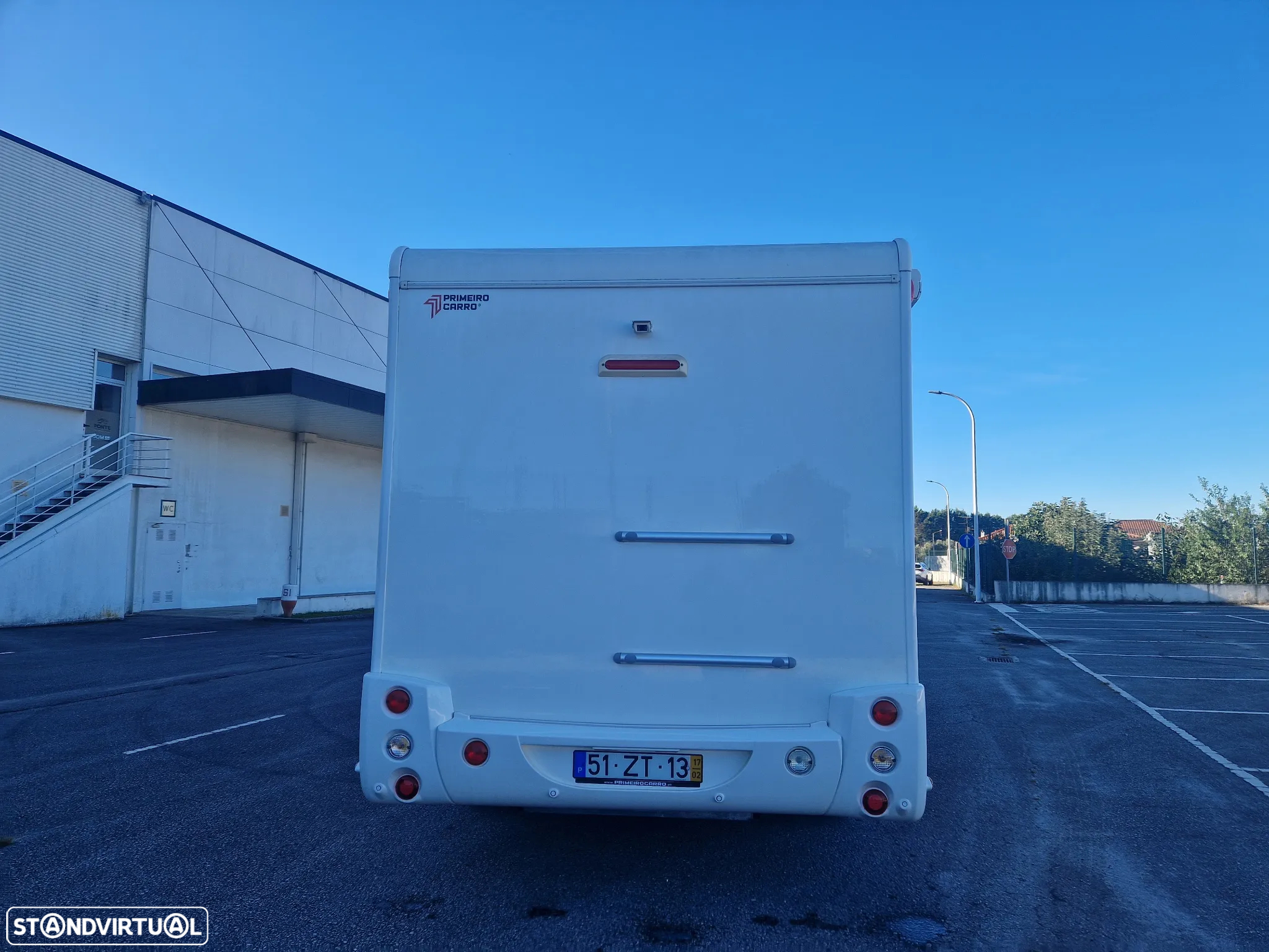 Ford Transit Challanger - 39