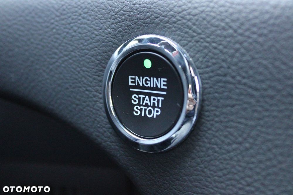 Ford S-Max - 38