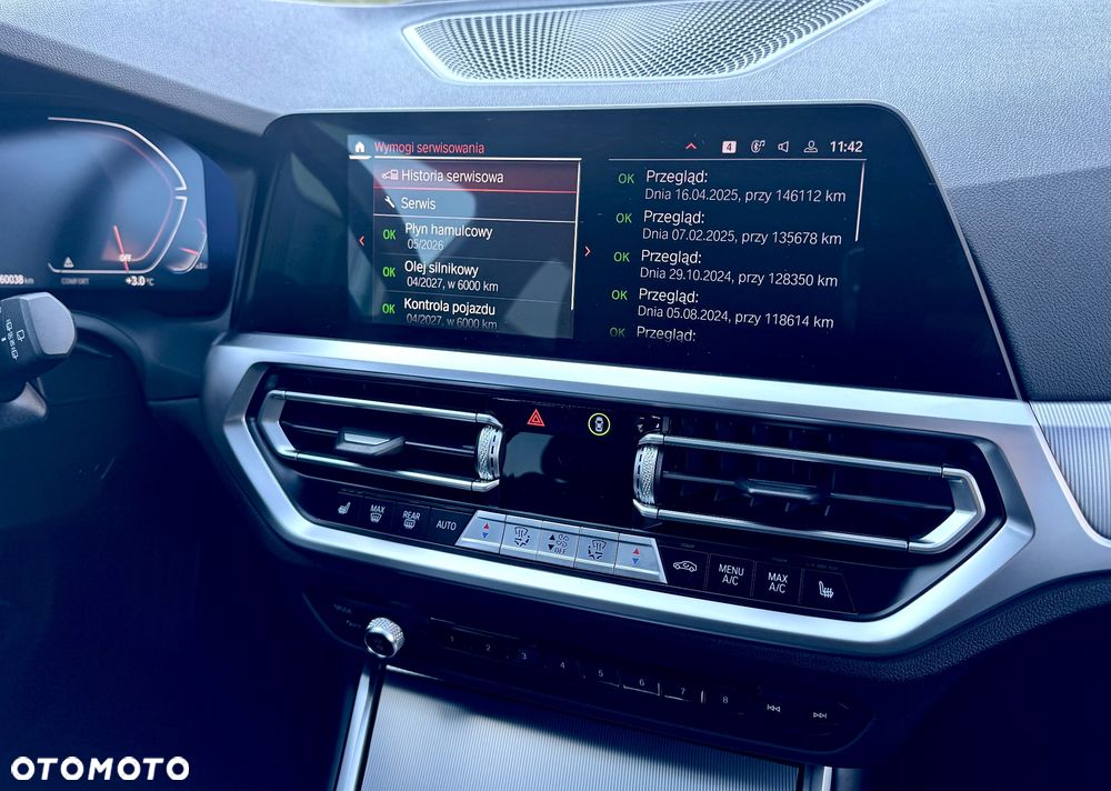 BMW Seria 3 330d xDrive MHEV Luxury Line - 34