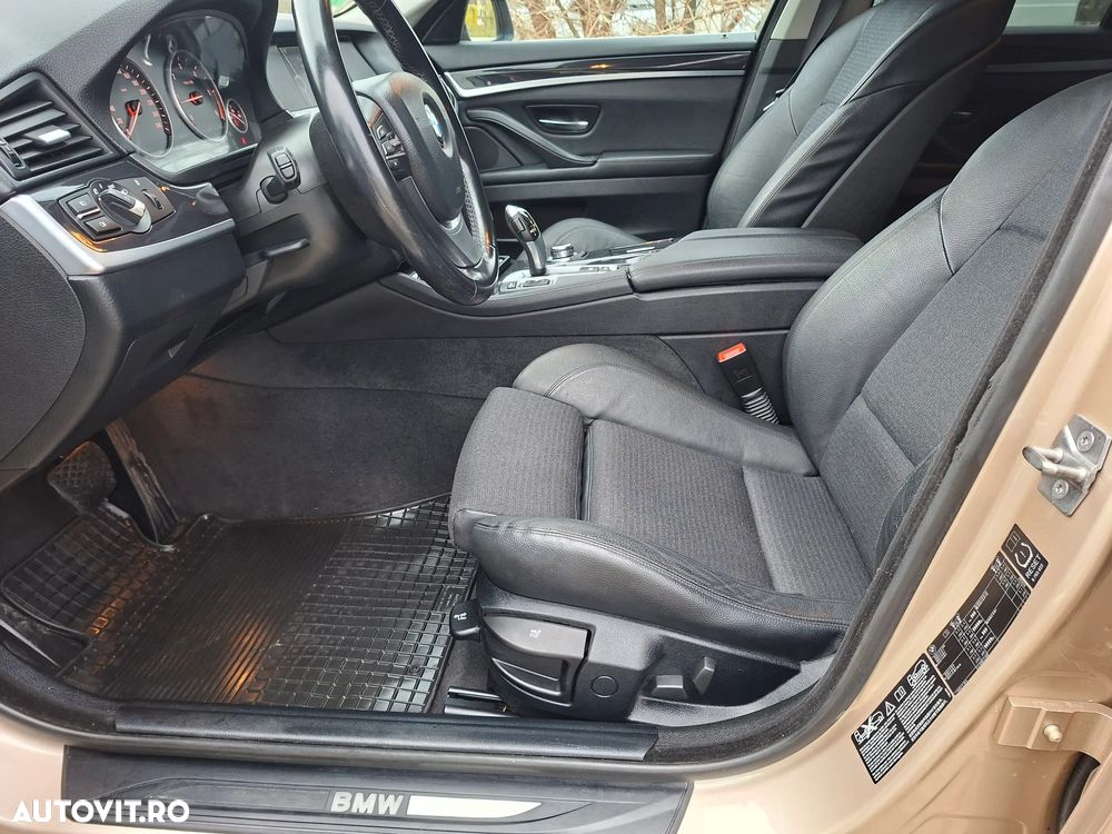 BMW Seria 5 525d xDrive AT - 5