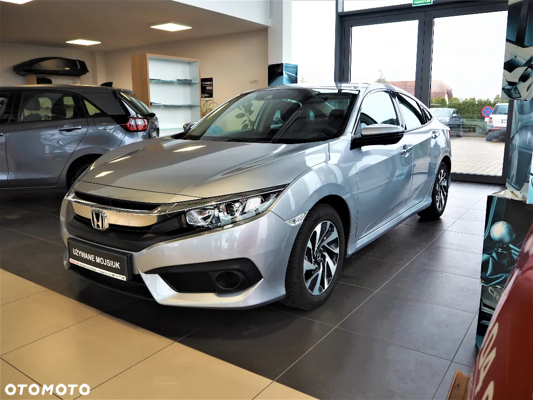 Honda Civic 1.5 T Comfort - 16