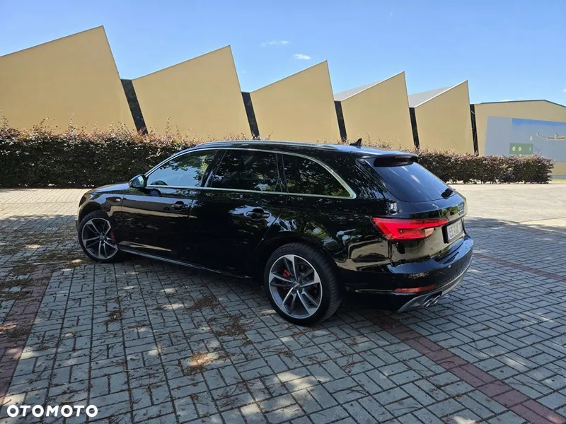 Audi A4 40 TDI S Line S tronic - 9