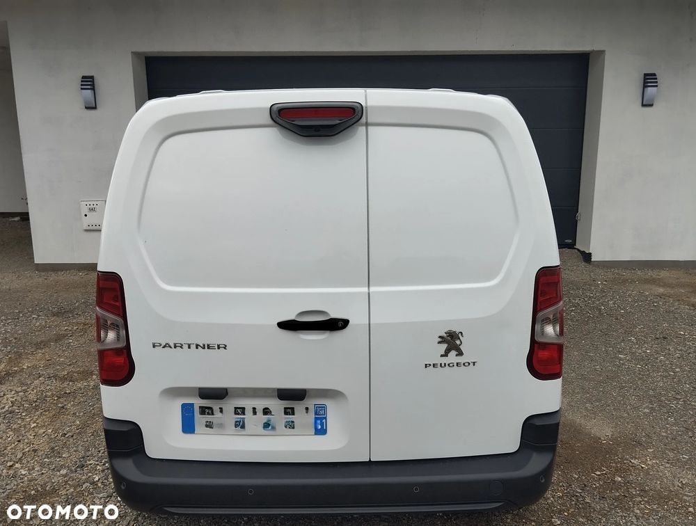 Peugeot Partner - 8