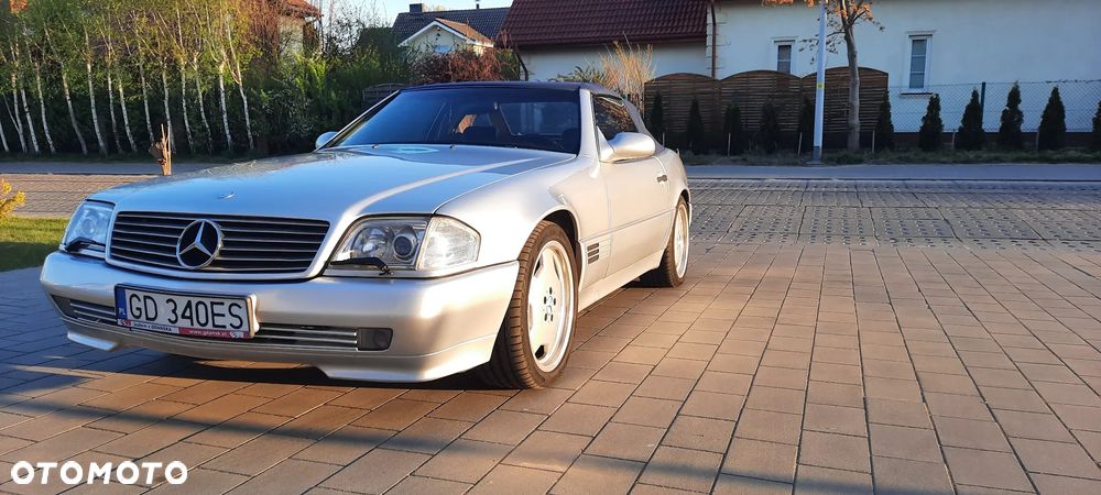 Mercedes-Benz SL - 25