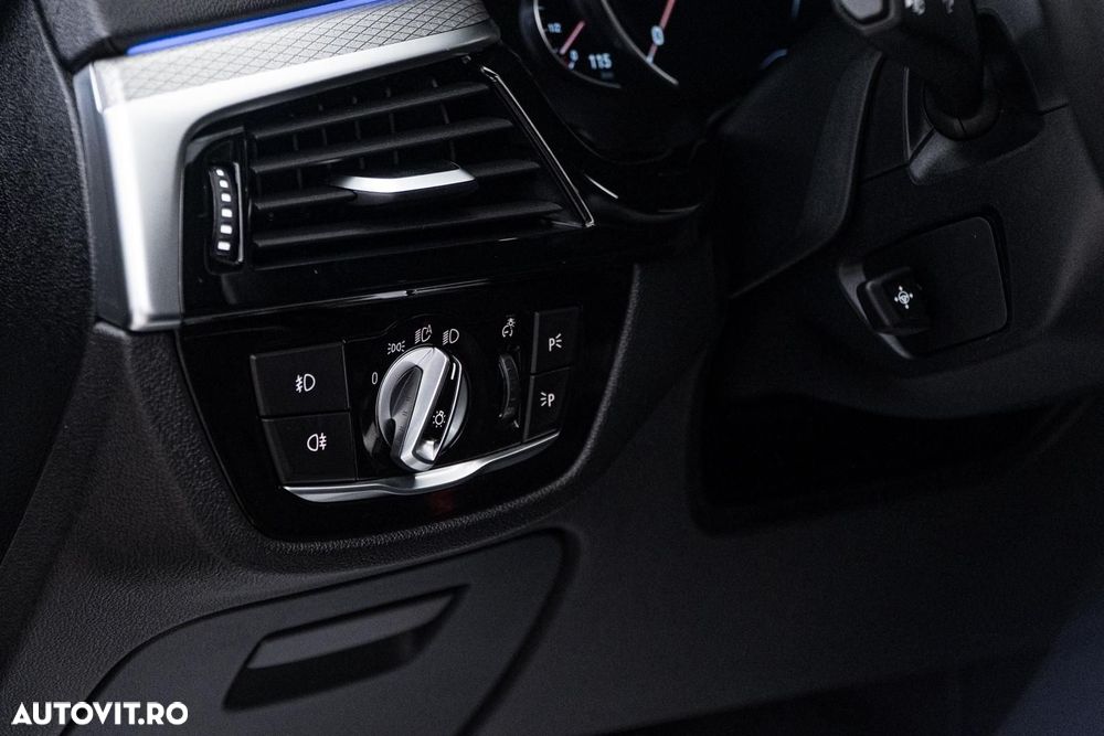 BMW Seria 5 530i xDrive Aut. M Sport Edition - 25