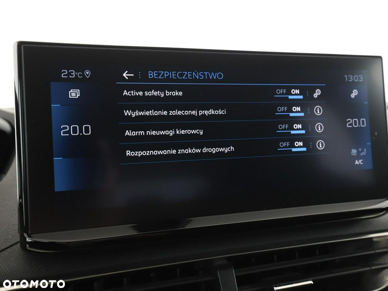 Peugeot 3008 PureTech 130 Stop & Start GPF EAT8 Allure Pack - 26