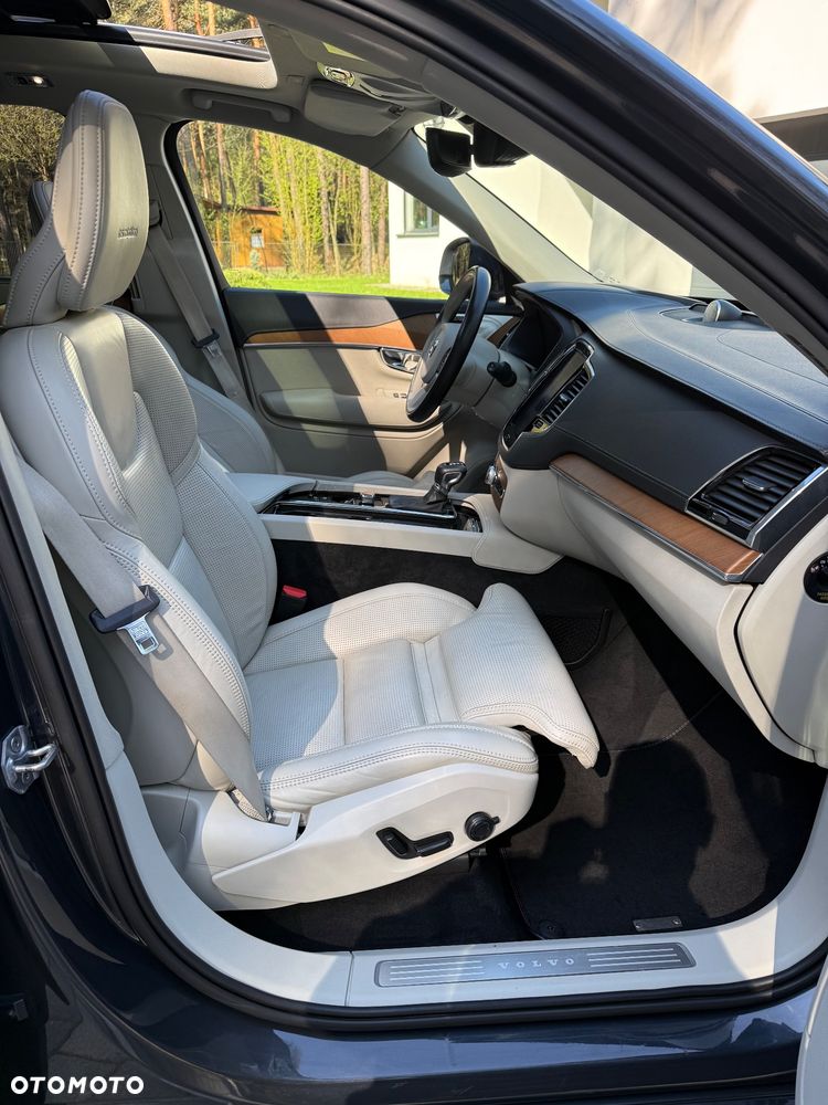 Volvo XC 90 D5 AWD Inscription 7os - 12