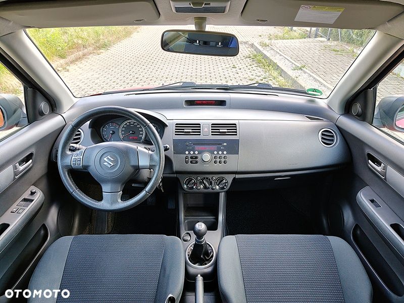 Suzuki Swift 1.3 Comfort - 24