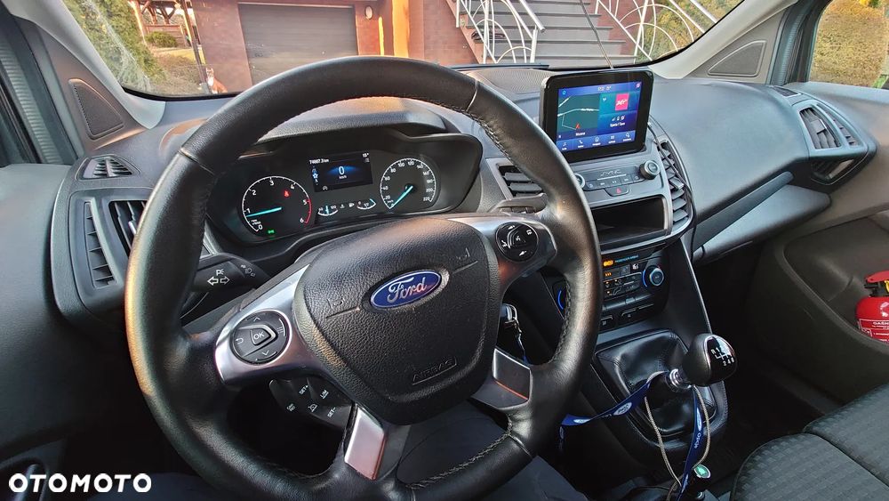 Ford Transit Connect - 10