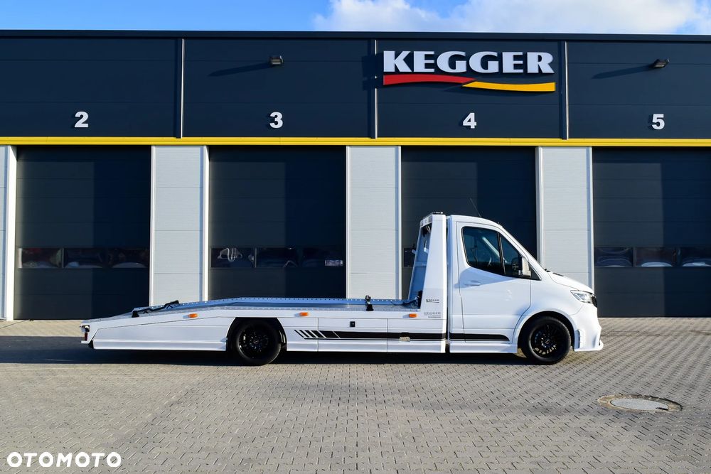 Mercedes-Benz Sprinter 319 - 2