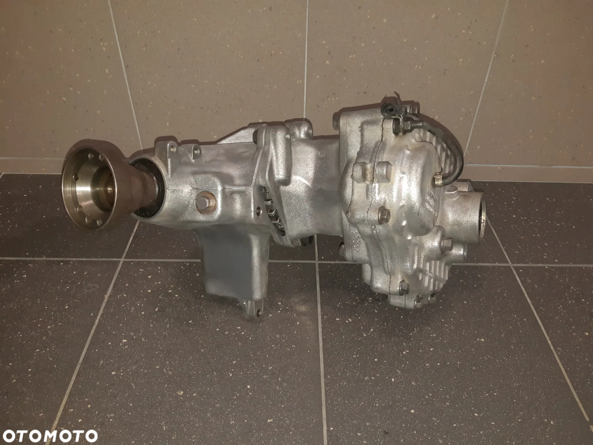 PRZEKŁADNIA KĄTOWA REDUKTOR VOLVO S80 XC90 2.9 BITURBO - 2