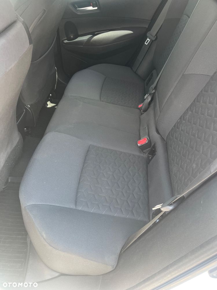 Toyota Corolla - 13