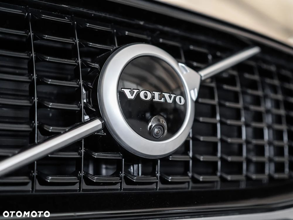 Volvo XC 90 T8 AWD Twin Engine Geartronic RDesign - 9