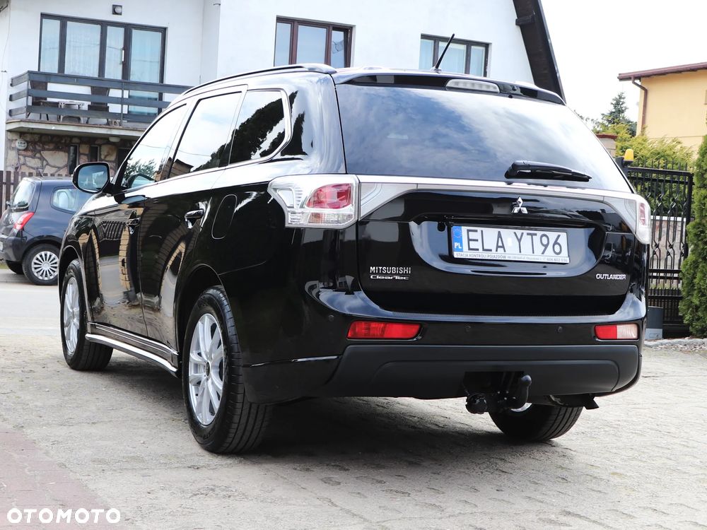 Mitsubishi Outlander 2.0 Intense 2WD - 11