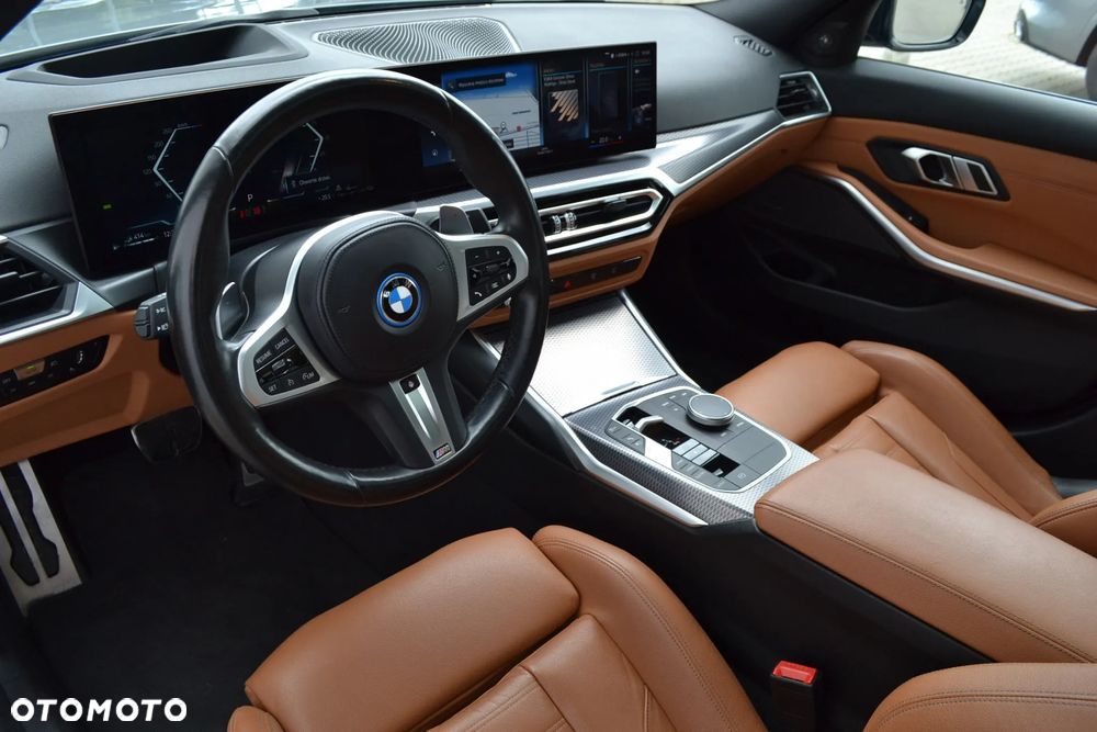 BMW Seria 3 320e M Sport sport - 11