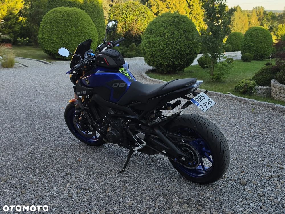 Yamaha MT - 12