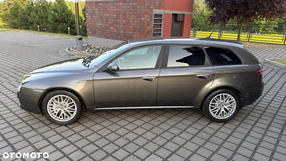 Alfa Romeo 159 1.9 JTDM 8V DPF - 10