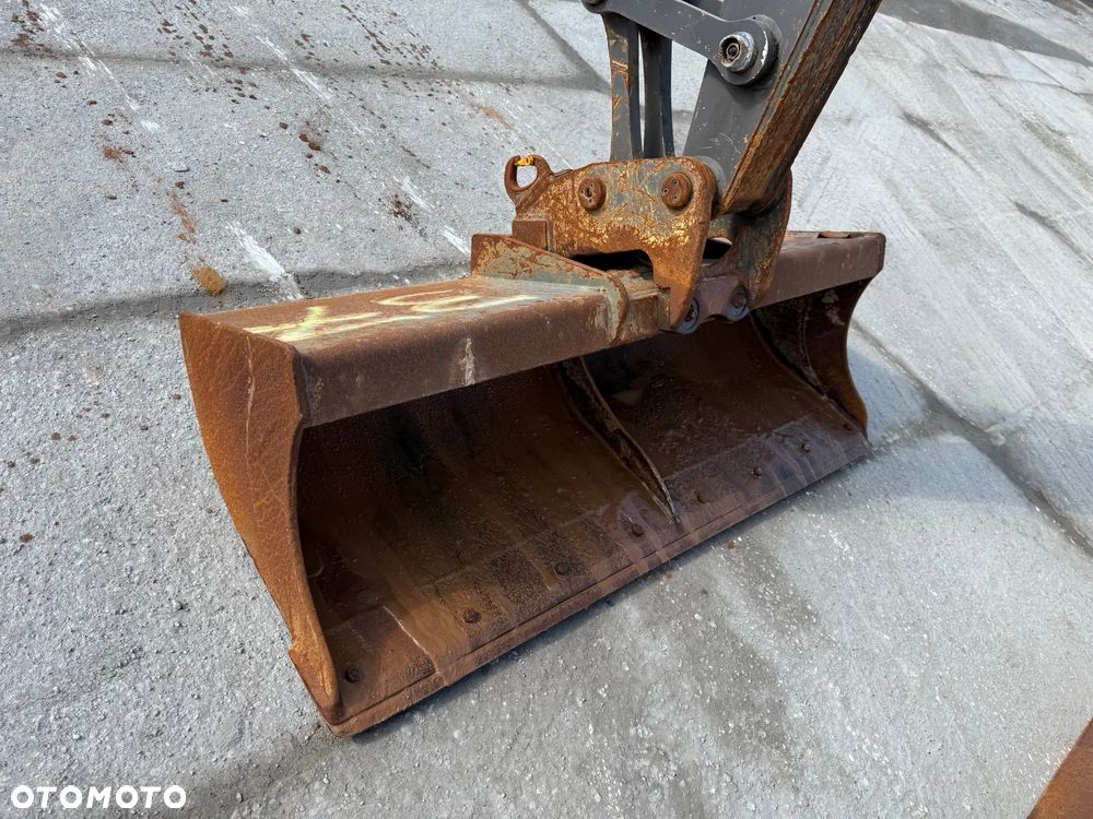 Mecalac 8MCR / Komplet Łyżek -Widły / 8 ton - 11