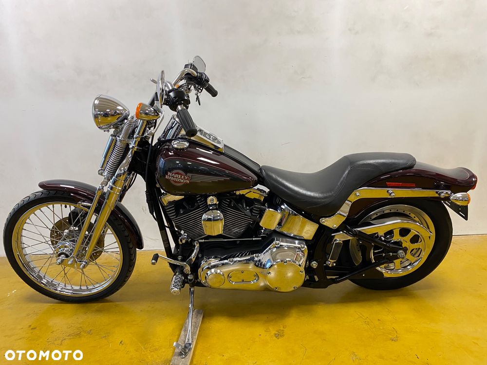 Harley-Davidson Softail Springer Classic - 32