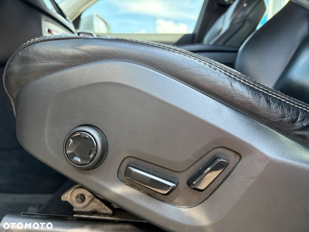 Volvo XC 90 D5 AWD Inscription - 11