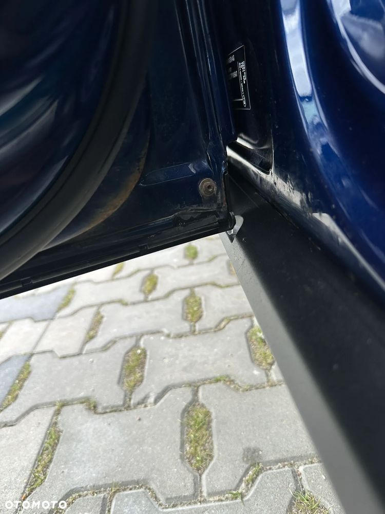Volkswagen Passat 2.0 FSI Comfortline - 36