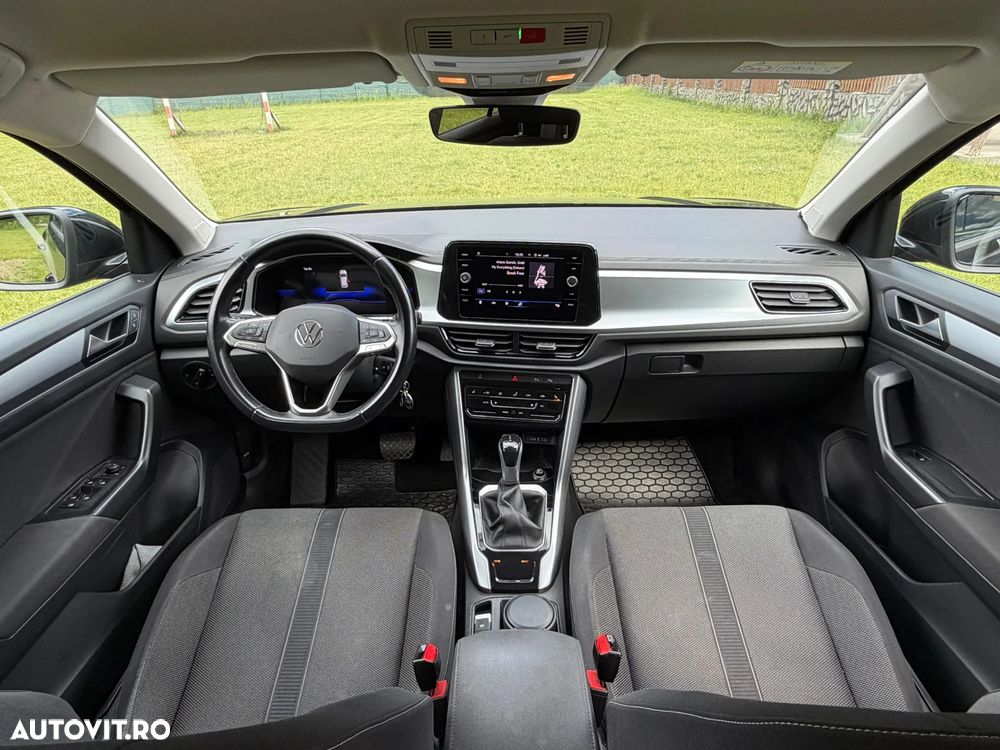 Volkswagen T-Roc 1.5 TSI DSG Advanced - 8