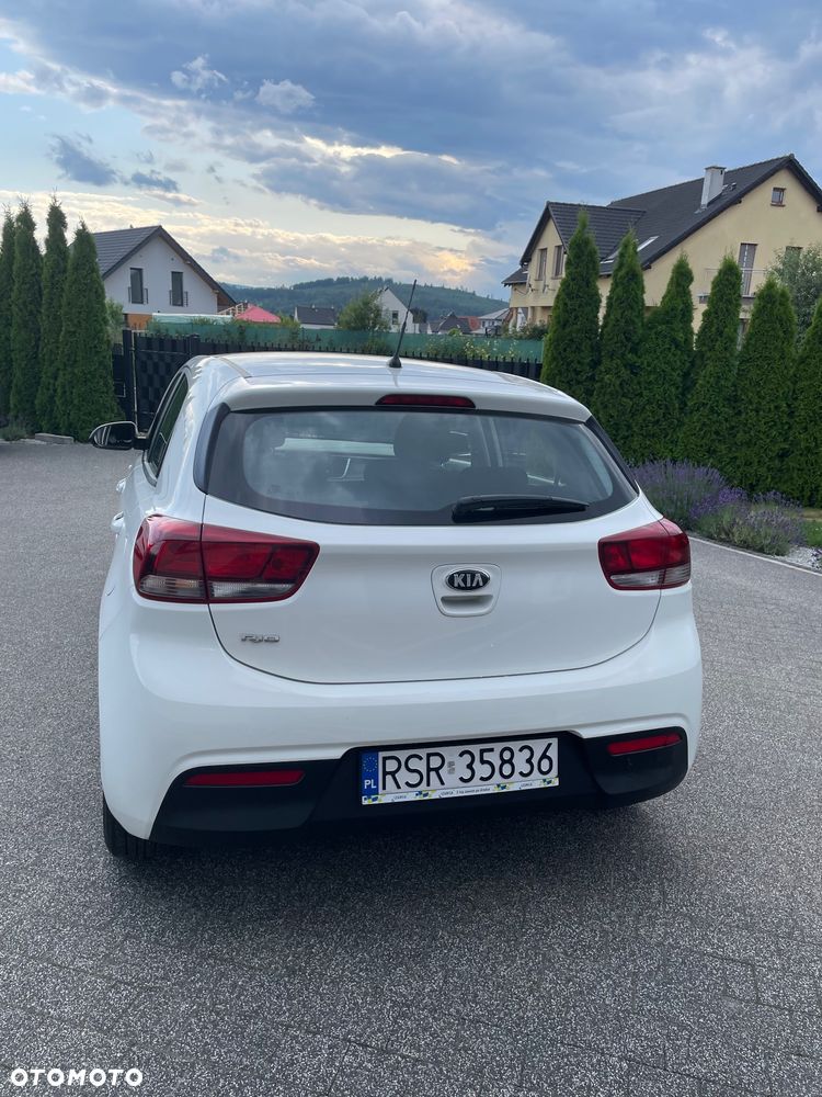 Kia Rio 1.2 Attract - 6